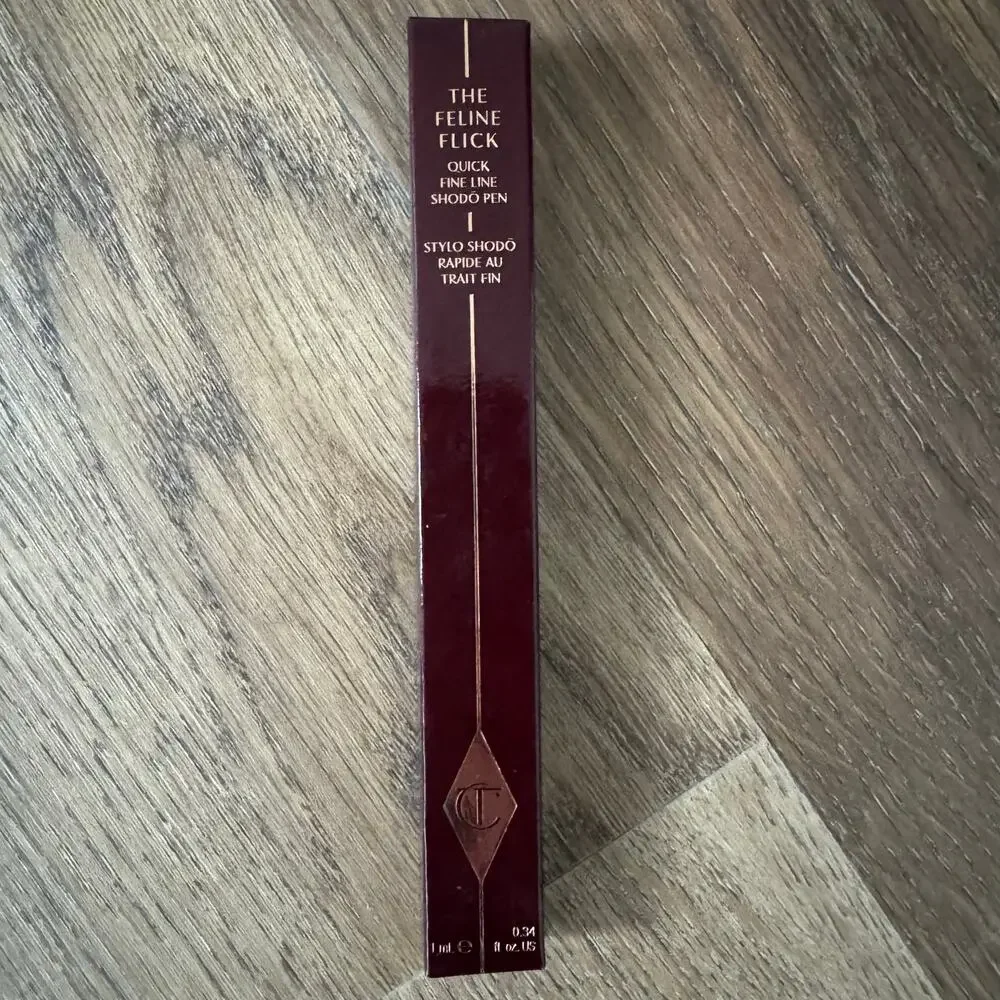 Charlotte Tilbury The Feline Flick Quick Fine Line Shodo Pen in Black